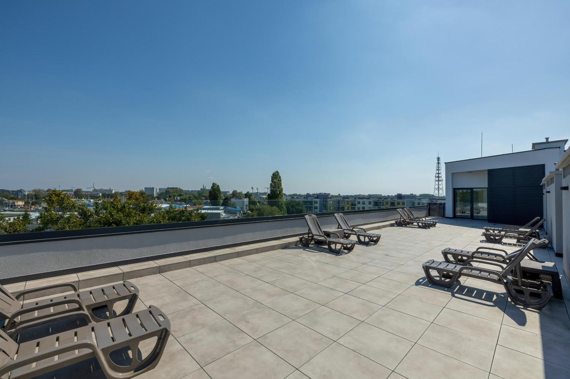 Seaside Apartamenty Baltycka 22 Kolobrzeg, Parking W Cenie Ngoại thất bức ảnh